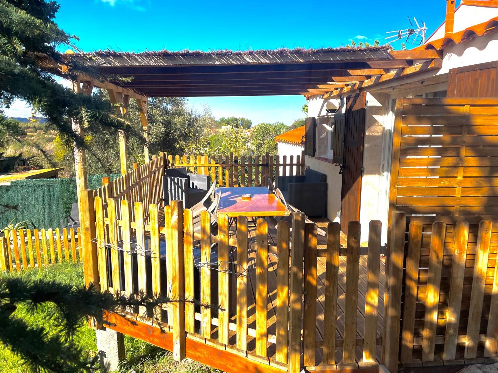 Gite De L'Auxineill Castelnou Exterior photo